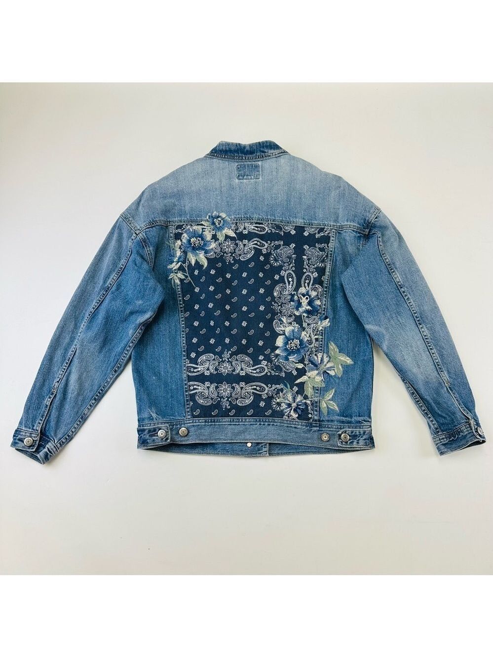 Bandana embroidered embellished Jean jacket American Eagle Oversize Boho bandana